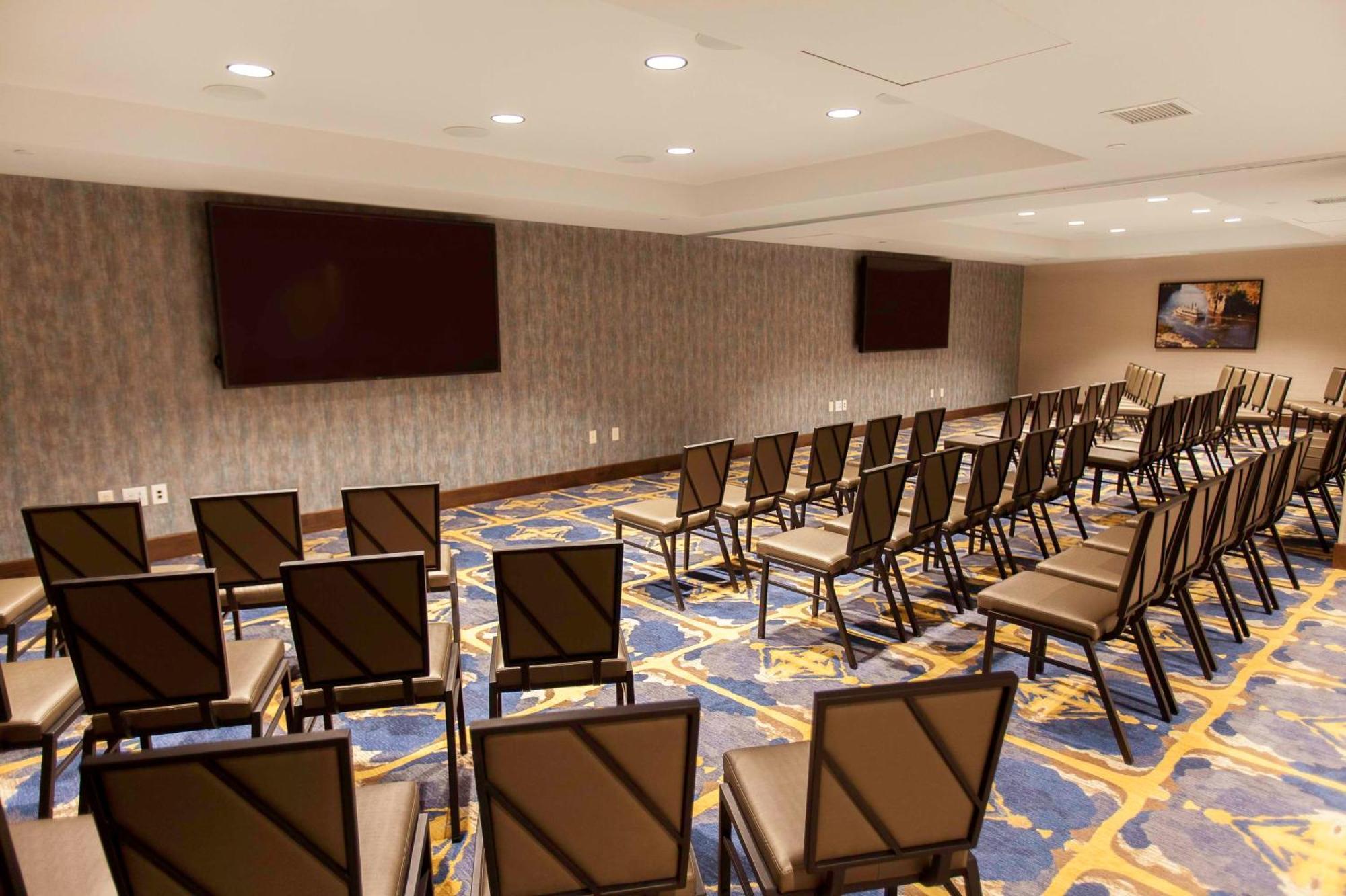 Hilton Garden Inn Minneapolis - University Area Exterior foto